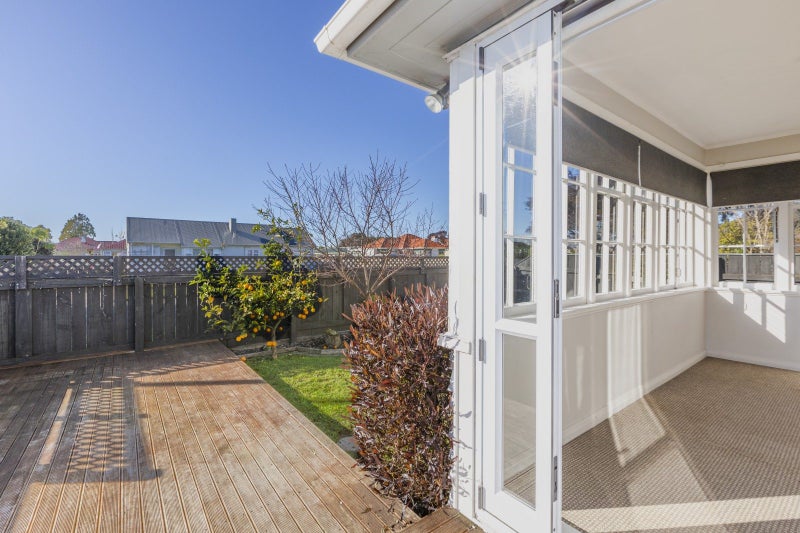 37 Nuffield Avenue, Marewa, Napier - Carousel 2