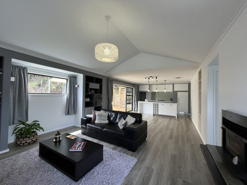 37D Roto Street, Hurdon, New Plymouth - Carousel 2