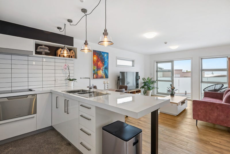 4/270 Onewa Road, Birkenhead, Auckland - Carousel 1