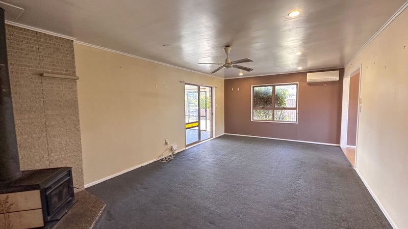 4 Amundsen Avenue, Flaxmere, Hastings - Carousel 2