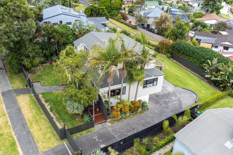 22 Hollyford Drive, Clover Park, Auckland - Carousel 27