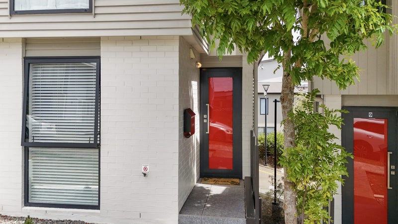 8/10 Silver Moon Road, Albany Heights, Auckland - Carousel 2