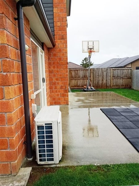 23 Charlotte Crescent, Dinsdale, Hamilton - Carousel 2