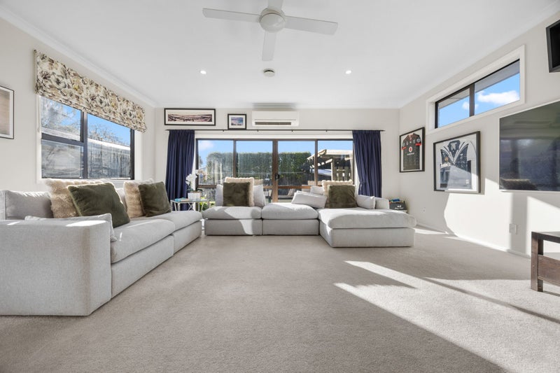 50 Boston Avenue, Hornby, Christchurch - Carousel 2