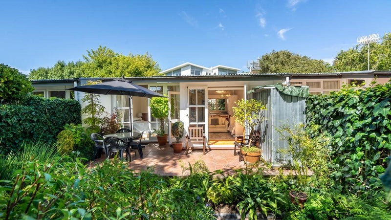 4/61 Hepburn Street, Freemans Bay, Auckland - Carousel 1