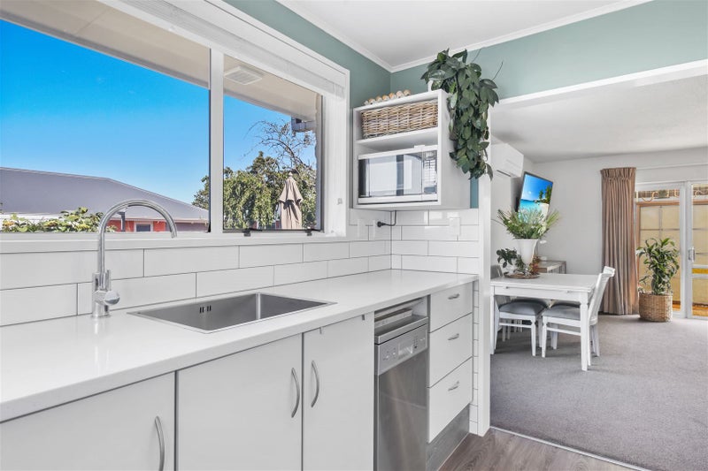 3/18 Oakhampton Street, Hornby, Christchurch - Carousel 18