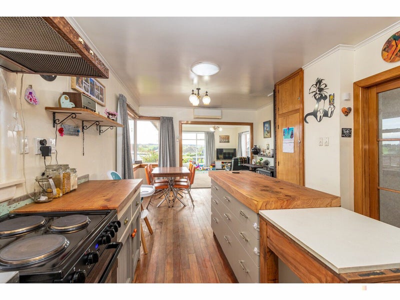 23 Saint George Street, Watlington, Timaru - Carousel 2