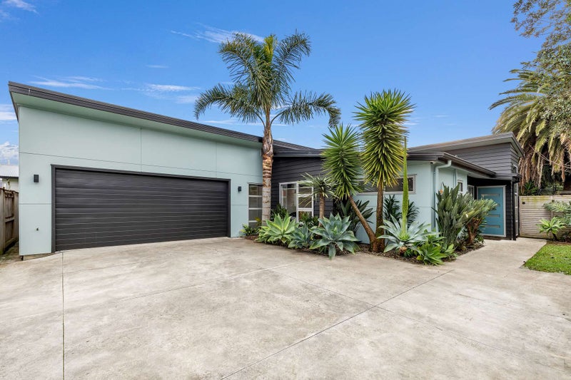 25A Glasgow Street, Takaro, Palmerston North - Carousel 1