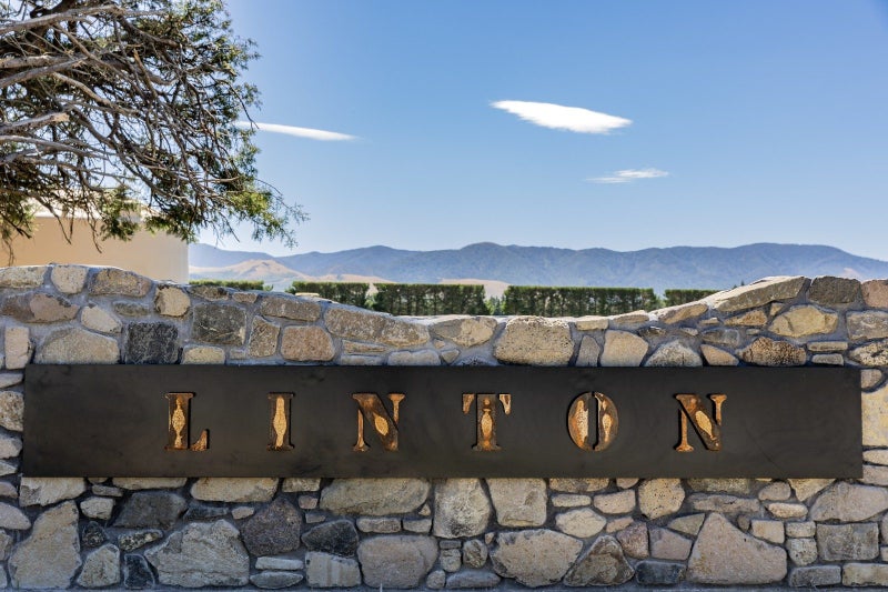 8 Powells Road, Christchurch - Carousel 2