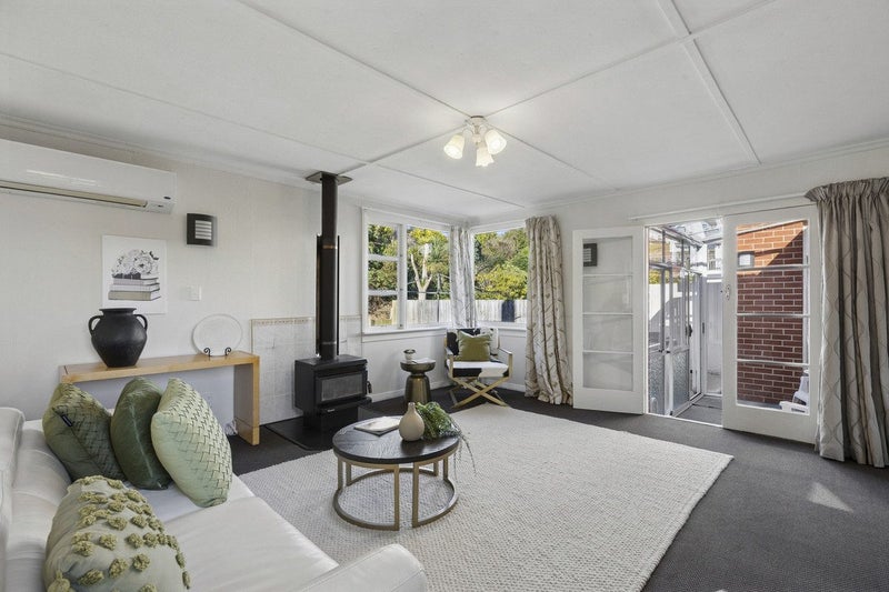 7 Elliot Street, Andersons Bay, Dunedin - Carousel 2