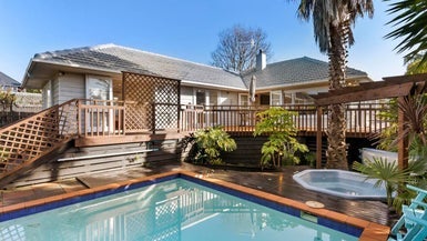 50A Killarney Avenue, Torbay, Auckland - Carousel 1