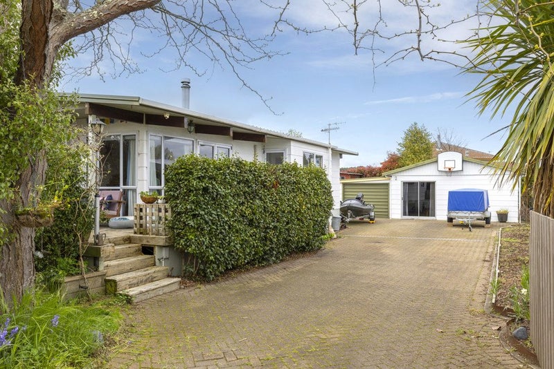 6 Glengarry Place, Hilltop, Taupo - Carousel 2