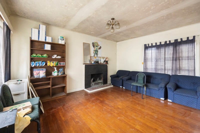 1/606 Mount Albert Road, Royal Oak, Auckland - Carousel 2