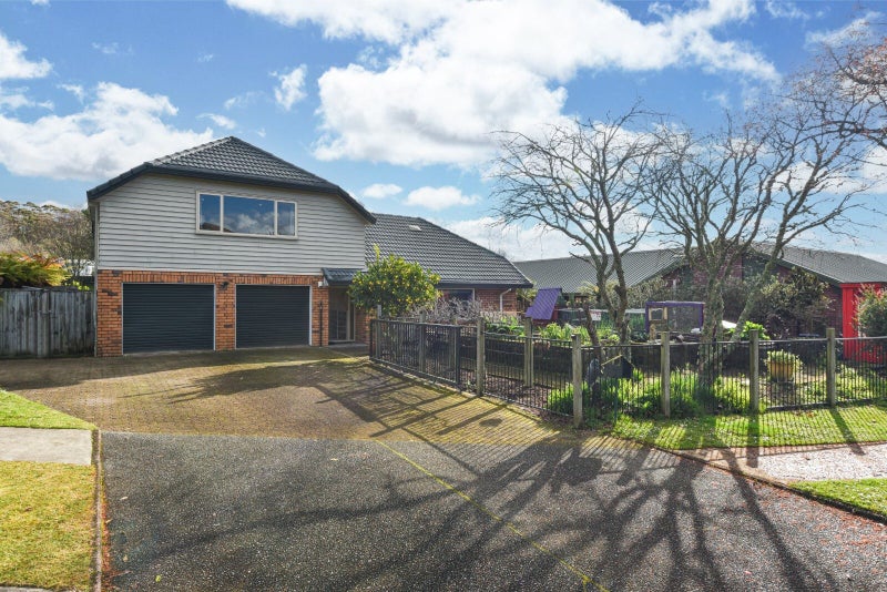 8 Janet Place, Lynmore, Rotorua - Carousel 2