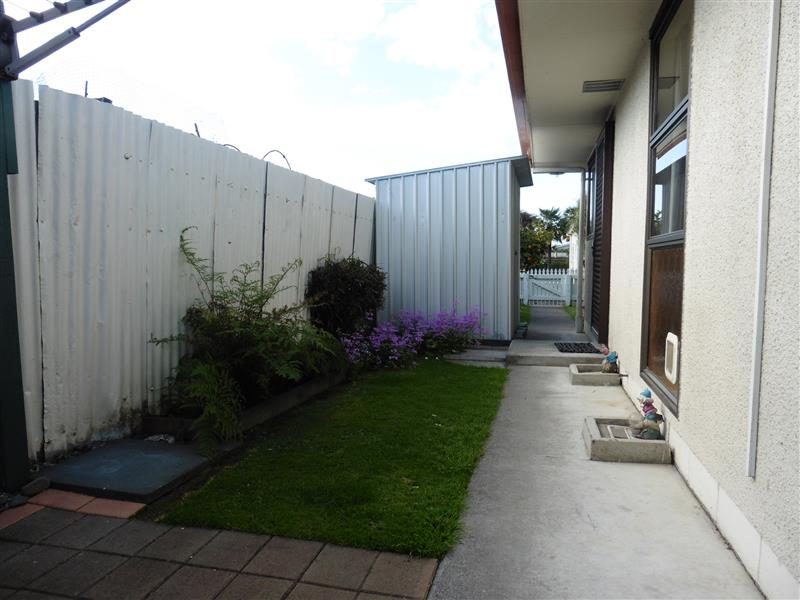 816 Queen Street West, Saint Leonards, Hastings - Carousel 10