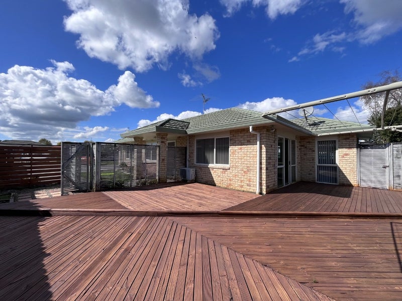 29 Pateke Drive, Takanini, Auckland - Carousel 2
