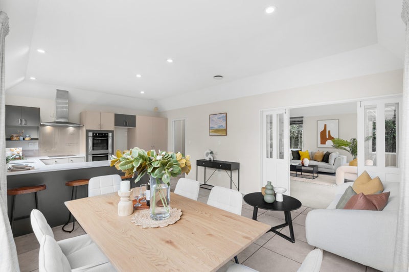 5 Priorsford Court, Avonhead, Christchurch - Carousel 2