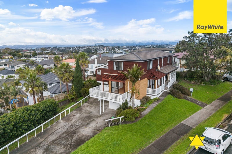88 Lagoon Way, West Harbour, Auckland - Carousel 1
