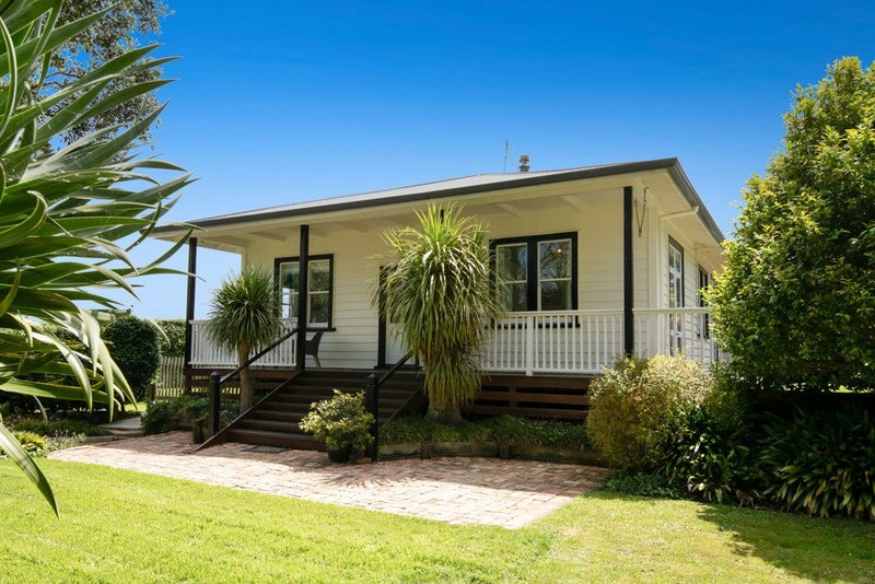 11 Burne Road, Albany - Carousel 2