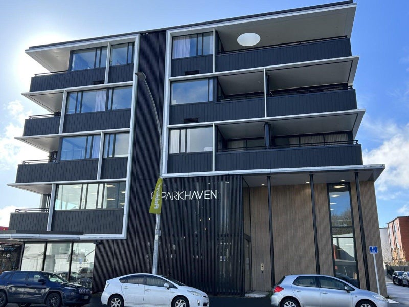 403/220 Tristram Street, Hamilton Central, Hamilton - Carousel 18