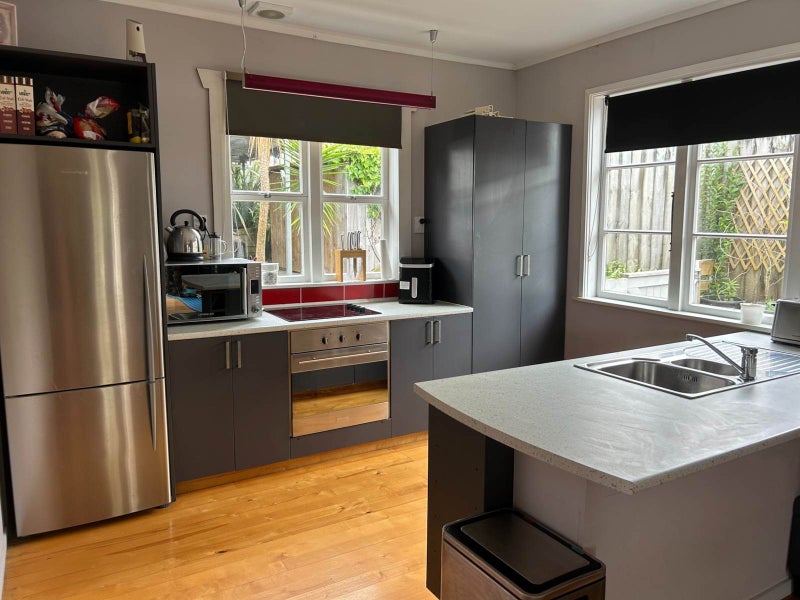 735A Swanson Road, Swanson, Auckland - Carousel 2