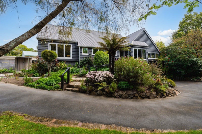 36 Glenross Street, Glenross, Dunedin - Carousel 2