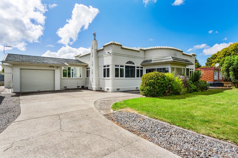 1202A Heretaunga Street East, Parkvale, Hastings - Carousel 1