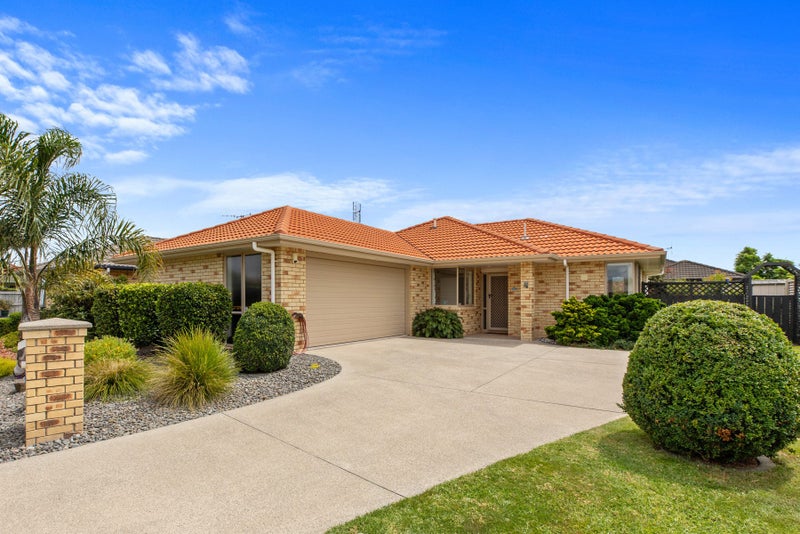 27 Marshwood Place, Papamoa Beach, Papamoa - Carousel 1