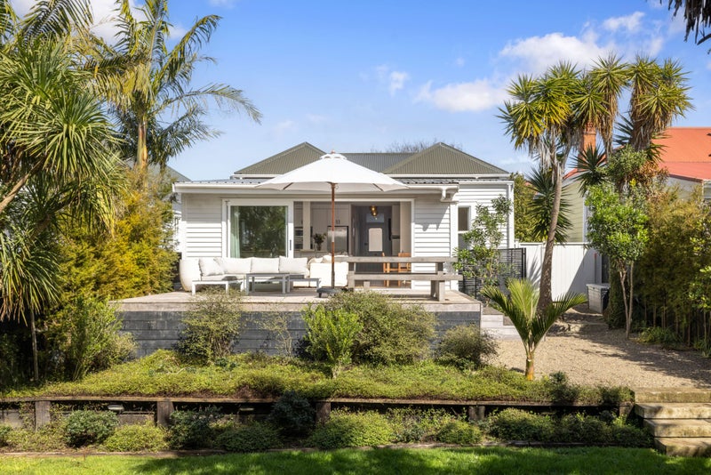 3 Selbourne Street, Grey Lynn, Auckland - Carousel 2