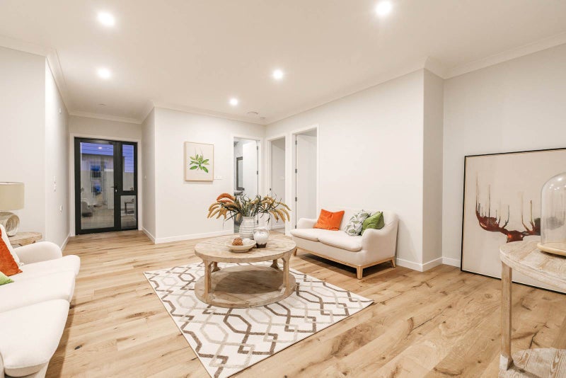 39 Rathmullen Place, Pinehill, Auckland - Carousel 1