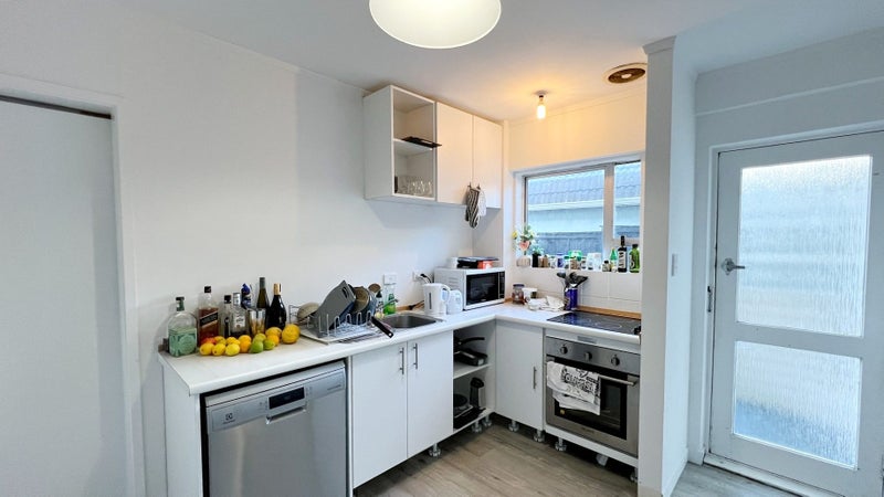 4 Burns Avenue, Takapuna, Auckland - Carousel 1