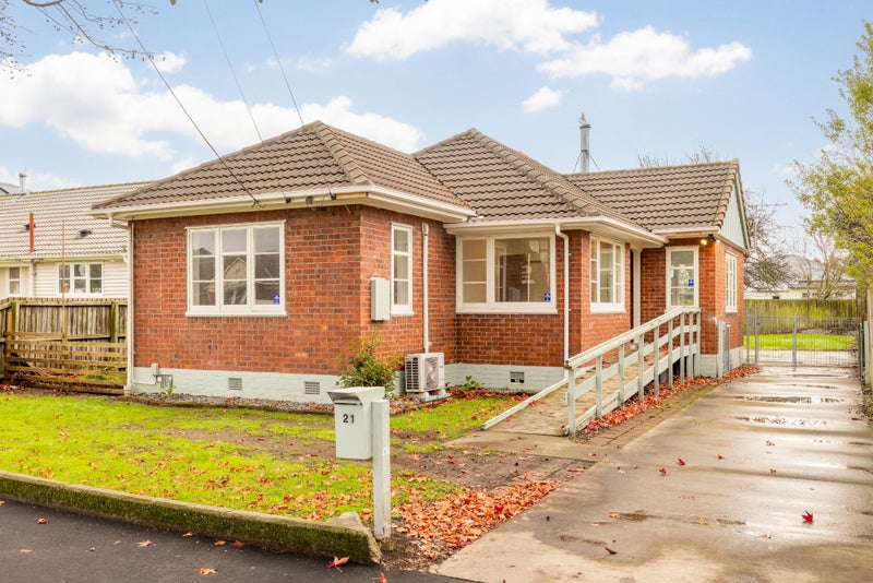 21 Dobson Street, Spreydon, Christchurch - Carousel 1
