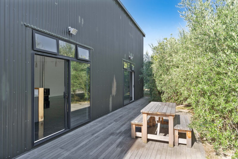 6 Daniel Street, Martinborough - Carousel 2