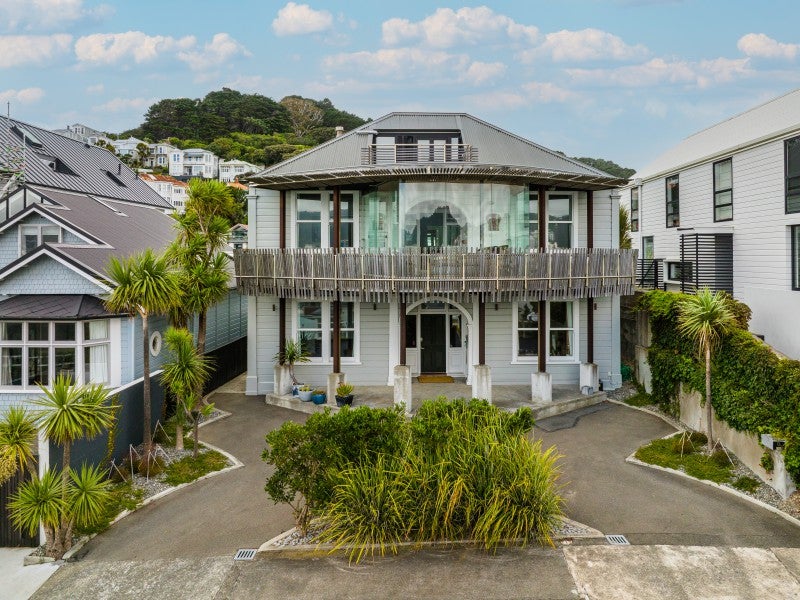 8 Mcfarlane Street, Mount Victoria, Wellington - Carousel 2
