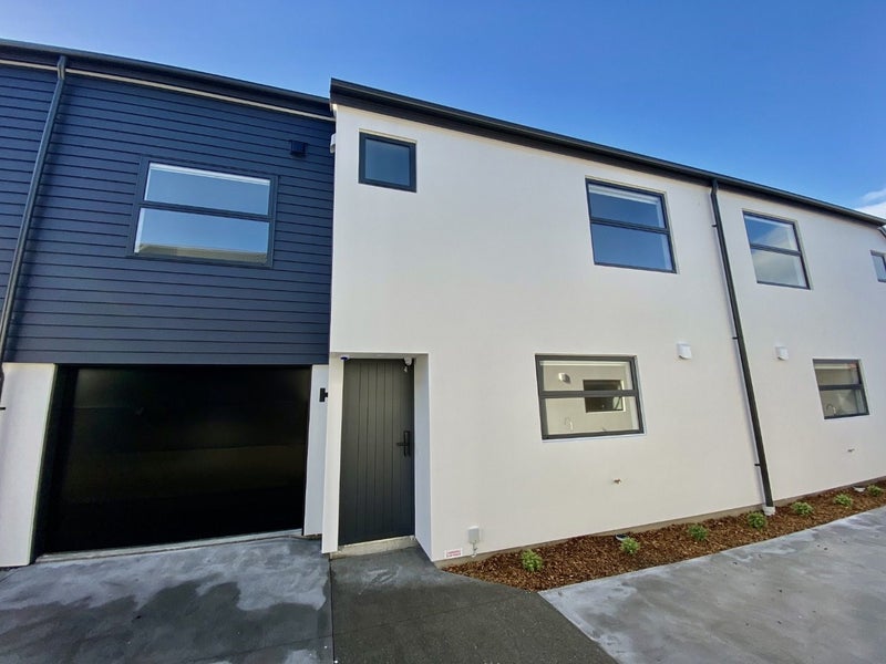 4/438 Armagh Street, Linwood, Christchurch - Carousel 1