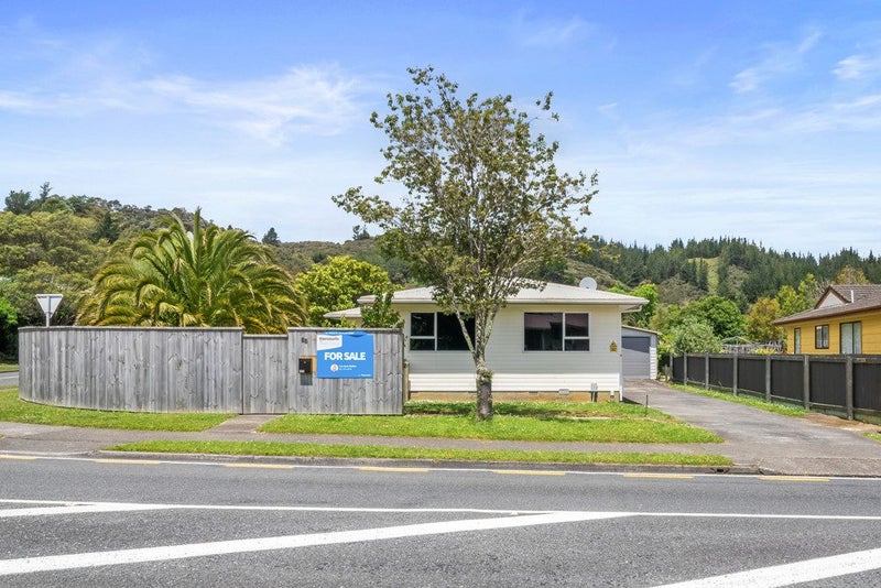 88 Norana Road, Timberlea, Upper Hutt - Carousel 2