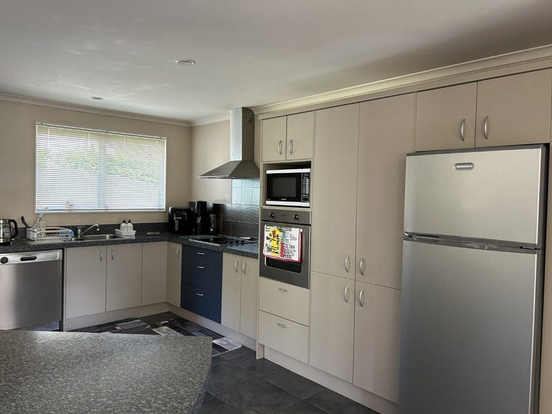 38 Mickelson Avenue, Rototuna, Hamilton - Carousel 15