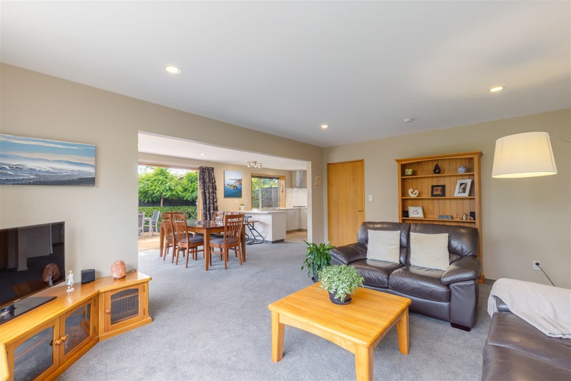 127A Brookside Terrace, Bryndwr, Christchurch - Carousel 10