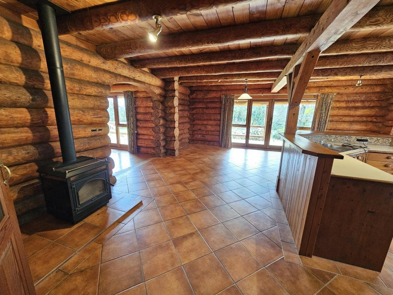 207 Houchens Road, Glenview, Hamilton - Carousel 2