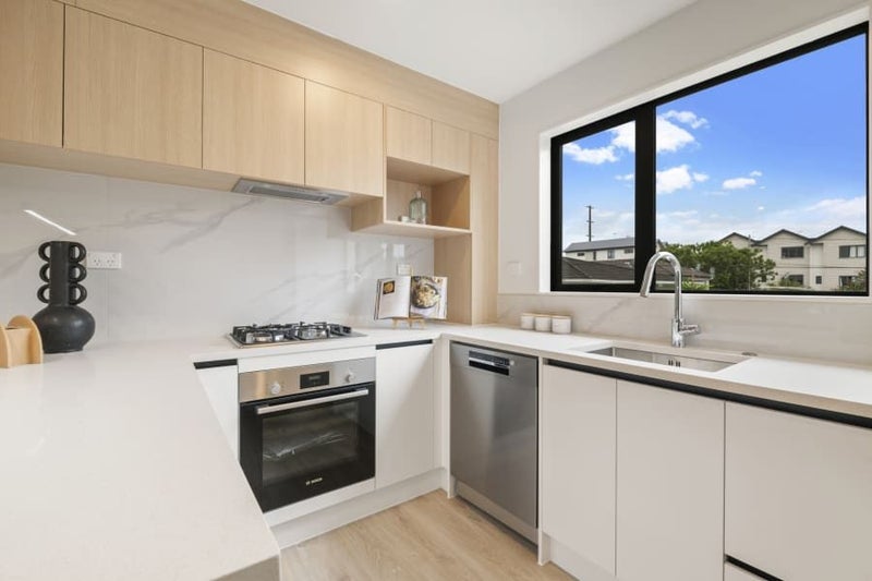 7/205 Sunnynook Road, Wairau Valley, Auckland - Carousel 17