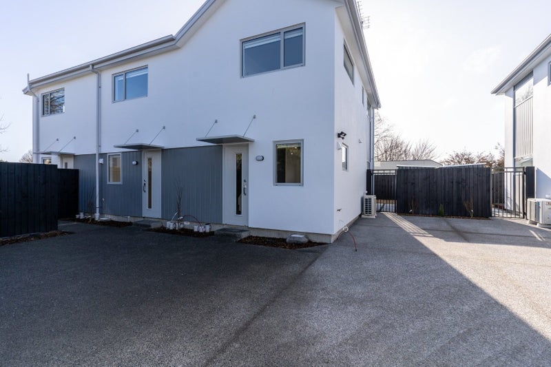 7/51 Hills Road, Edgeware, Christchurch - Carousel 1