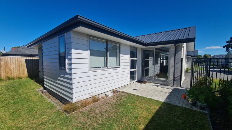 6 Nyoli Street, Northcote, Christchurch - Carousel 2