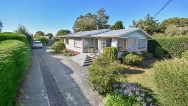 64 Hunt Street, Andersons Bay, Dunedin - Carousel 1