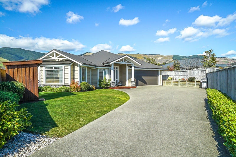 18/0 Boysenberry Grove, Richmond - Carousel 1