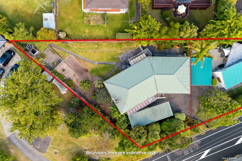1/705 Beach Road, Browns Bay, Auckland - Carousel 2
