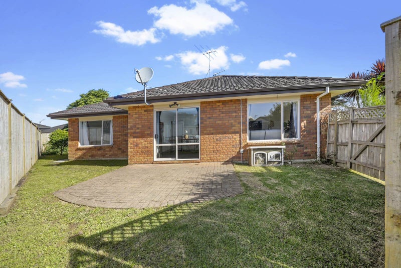 17 Stellata Court, Randwick Park, Auckland - Carousel 2