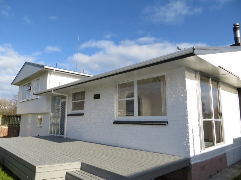 17 Pitama Road, Awapuni, Palmerston North - Carousel 2