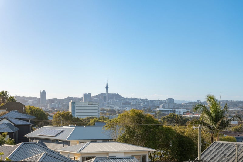 3C Kenmure Avenue, Forrest Hill, Auckland - Carousel 1