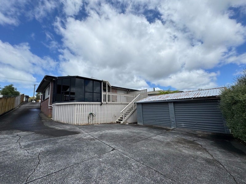178 Methuen Road, New Windsor, Auckland - Carousel 2