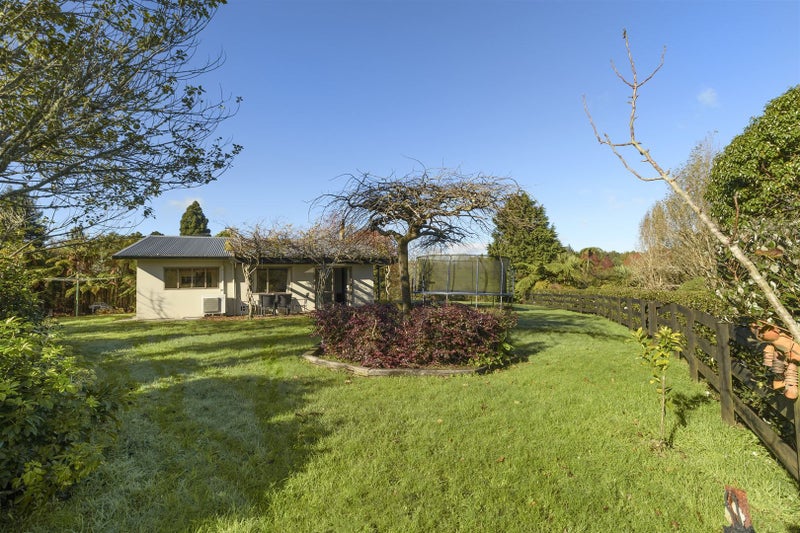 15 Leyland Road, Tauranga - Carousel 2